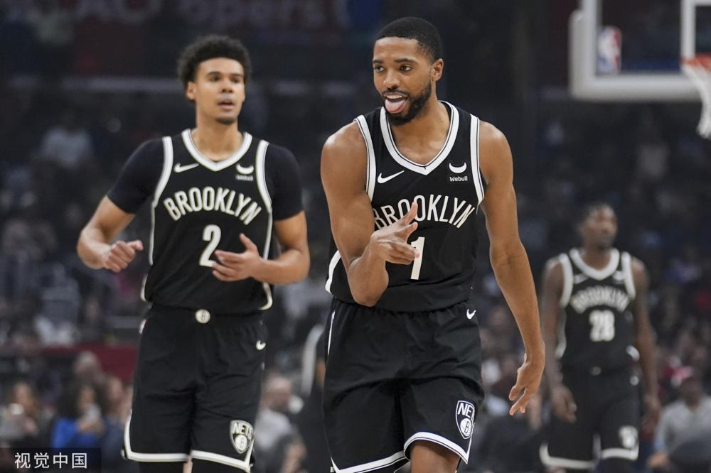 可以看到他 可以看到他